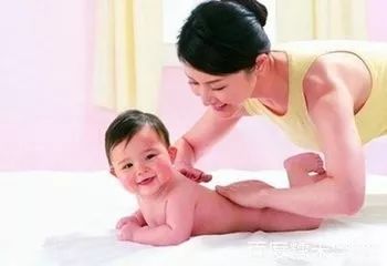 水潤新生，呵護成長——兒保科泳療館特色嬰幼兒照護服務